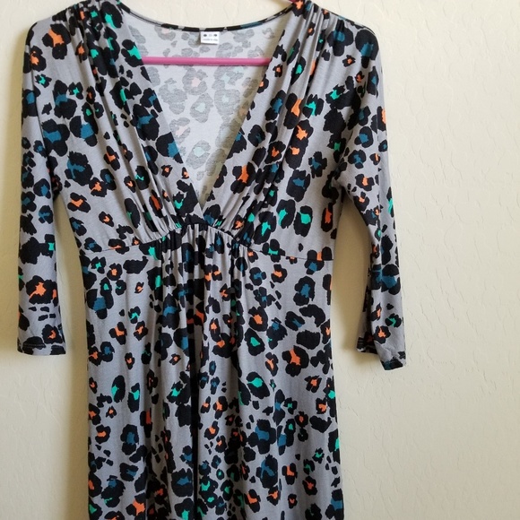 Three Dots Dresses & Skirts - three dots Gray Colorful Leopard Animal print M